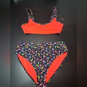 CYN LUCA Two Piece Floral Swim Suit Size L